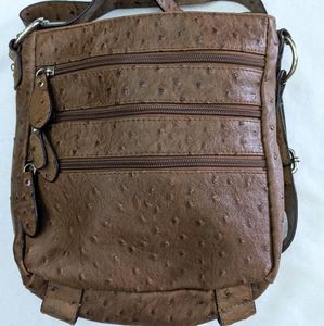 Bueno brown vegan leather ostrich multi zip crossbody bag NEW NWOT